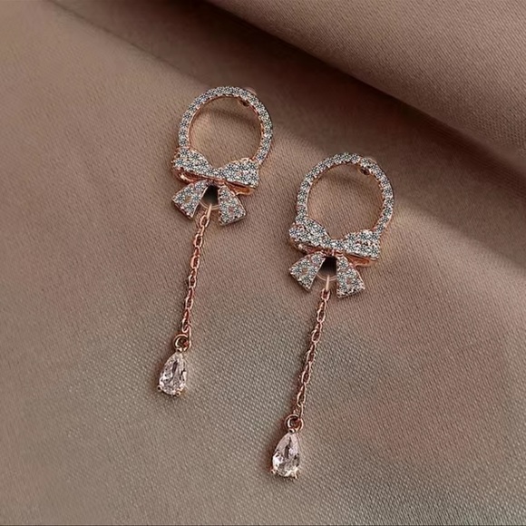 Elegant Bow Water Drop Pendant Stud Earrings - Picture 3 of 7